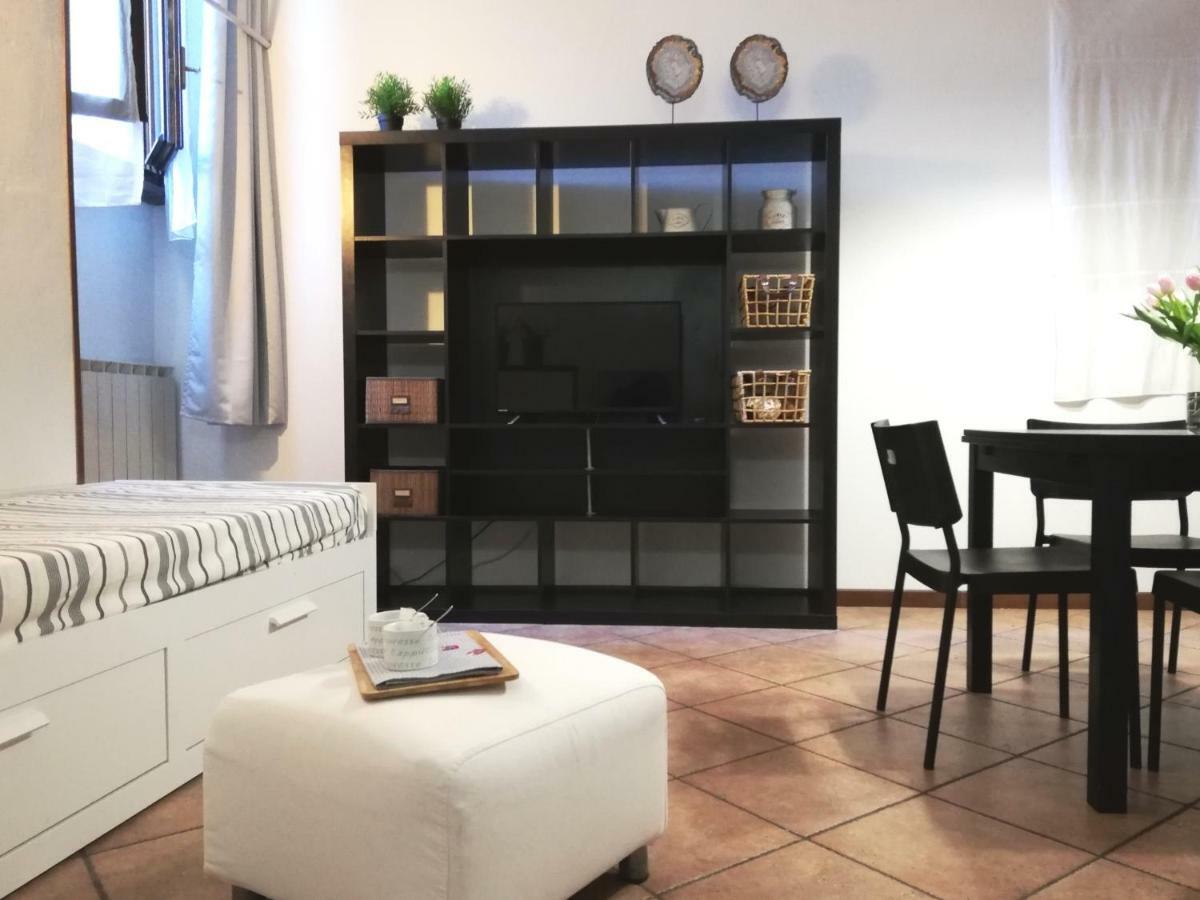 Cortile del Forno Arona Exterior foto